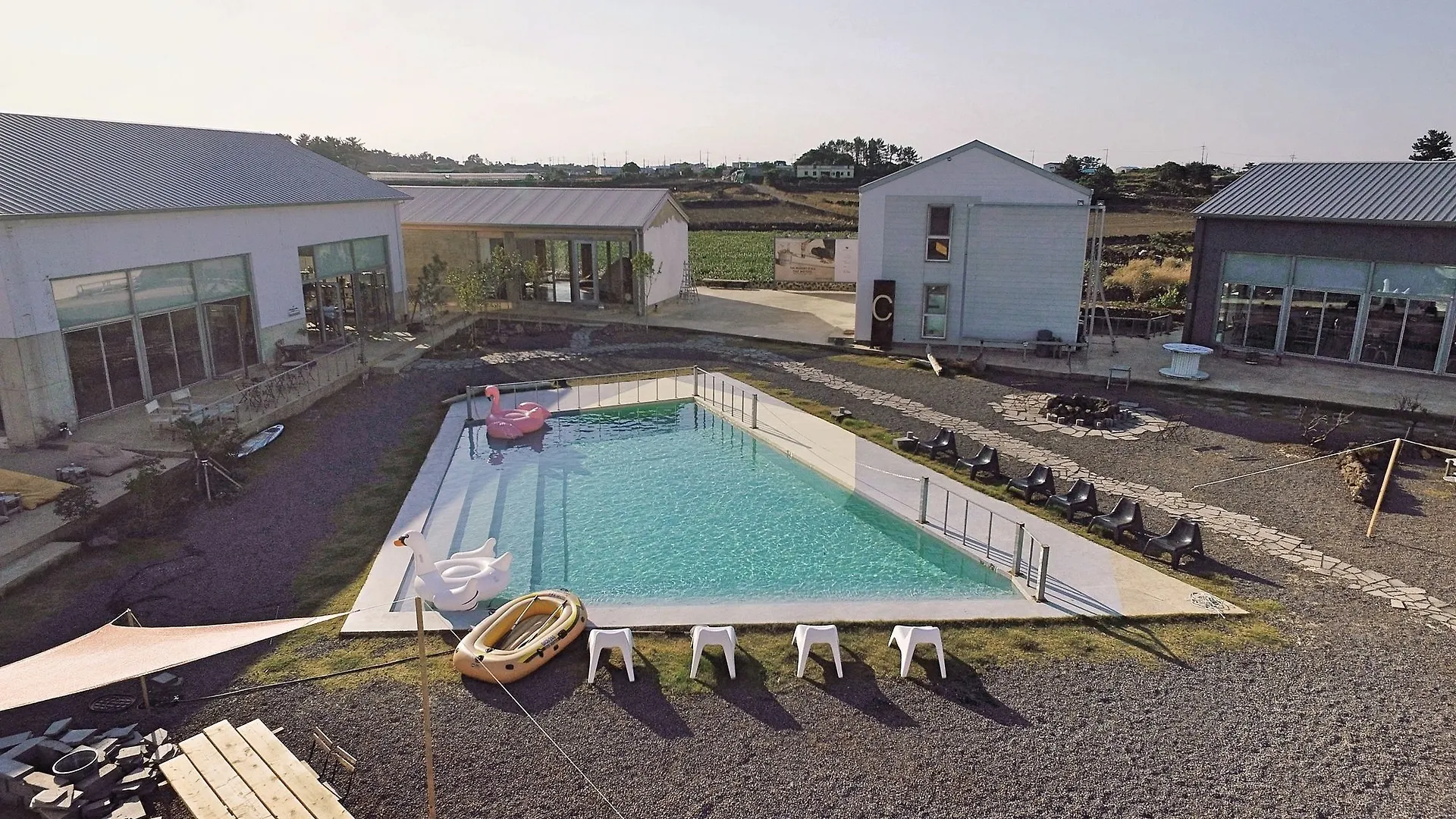 Wiesen Village - Hostel Jeju Hotel
